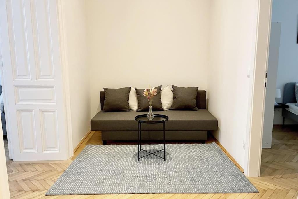 וינה City-Center-Apartment Hip Area, Big & New מראה חיצוני תמונה