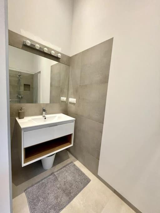 וינה City-Center-Apartment Hip Area, Big & New מראה חיצוני תמונה